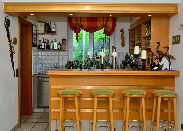 Hauptmann Guest house Portschach am Woerthersee