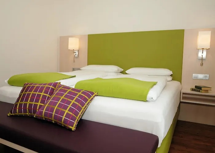 Hauptmann Guest house Portschach am Woerthersee